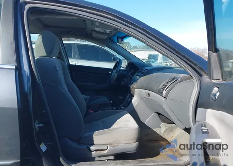 2004 Honda Accord 2.4 Ex from USA, damaged, VIN 1HGCM56684A096925